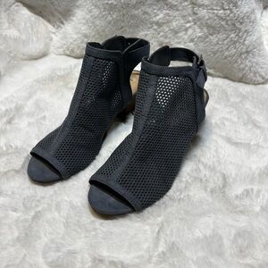 Unisa Open Toed Heeled Sandal